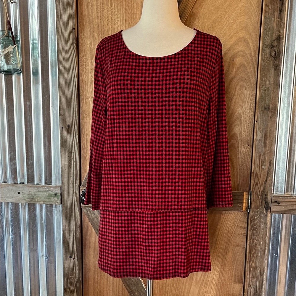 Liz Claiborne Red and Black Houndstooth Tunic L